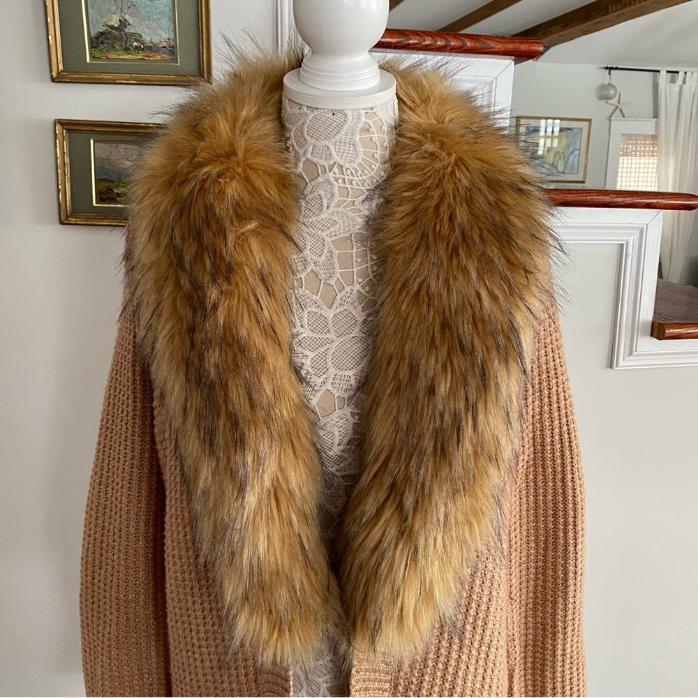 LILLY PULITZER Adelaine Heathered Tiki Hut Metallic Faux Fur Cardigan M $278 - Picture 2 of 6